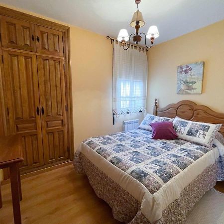 La Nava De Gredos Acogedor Piso Con Vistas Apartment Наваредонда де Гредос Екстериор снимка