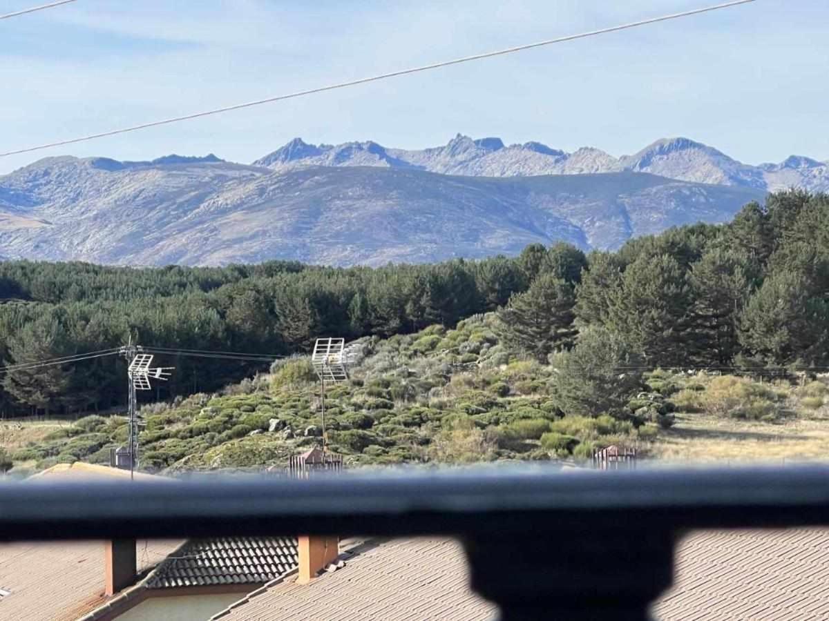 La Nava De Gredos Acogedor Piso Con Vistas Apartment Наваредонда де Гредос Екстериор снимка